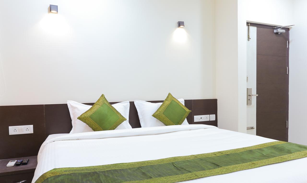Majestic Inn Čennai Exteriér fotografie